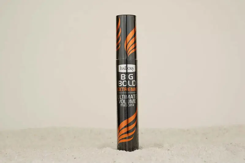 8.ریمل ایزادورا نارنجی (IsaDora Big Bold Extreme Mascara)