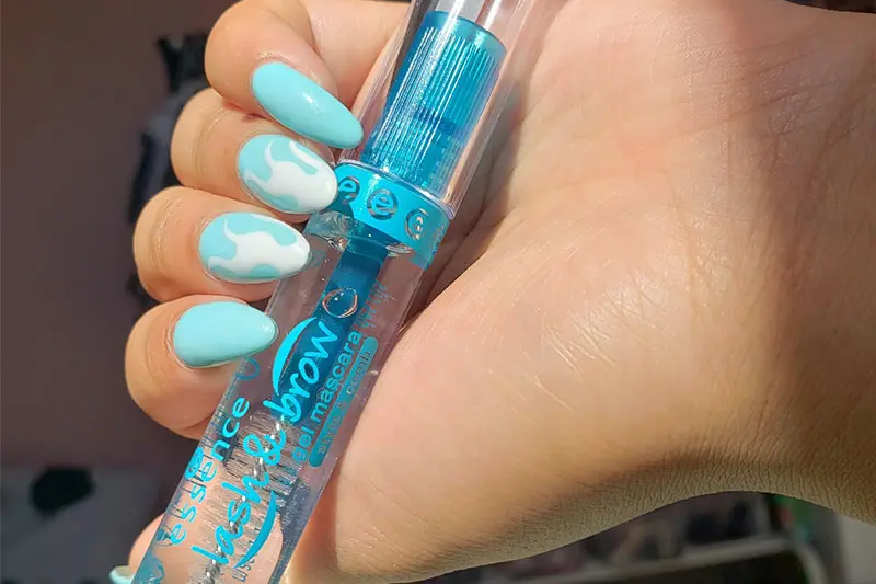 ژل ابرو اسنس (Essence)